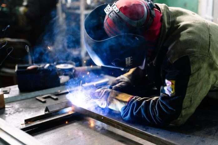 how to start a welding business