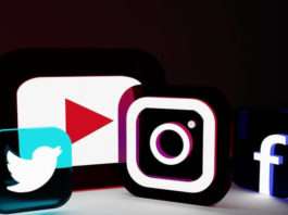 Effects of lack of social media on businesses Effects of lack of social media on businesses