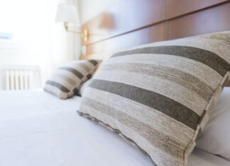 Is Hotels/Resorts a Good Career Path Is Hotels/Resorts a Good Career Path