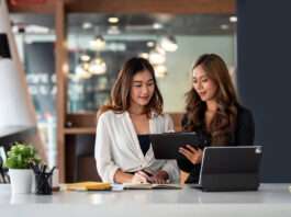 4 Tips To Improve Staff Relations In Your Newly Opened Business 4 Tips To Improve Staff Relations In Your Newly Opened Business