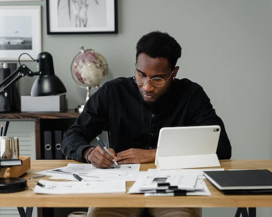 How to Easily Switch Payroll and HCM: Everything You Need To Know How to Easily Switch Payroll and HCM: Everything You Need To Know