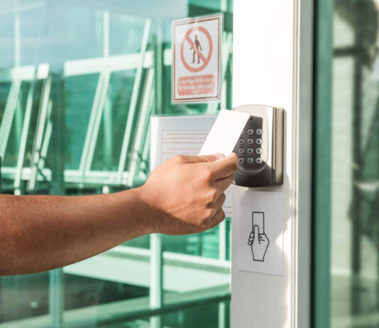 5 Things To Know About Non-Proprietary Access Control Hardware 5 Things To Know About Non-Proprietary Access Control Hardware