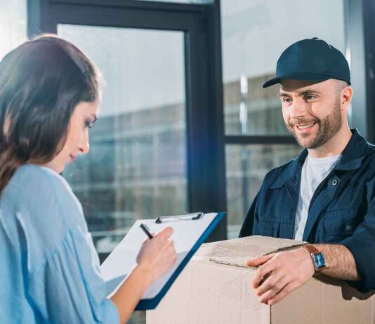 Top Reasons to Outsource Your Delivery Service Top Reasons to Outsource Your Delivery Service
