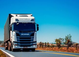 Tips for heavy-duty transportation safety Tips for heavy-duty transportation safety