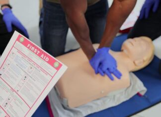 How Many Emergency First Aiders Do I Need in the UK? How Many Emergency First Aiders Do I Need in the UK?