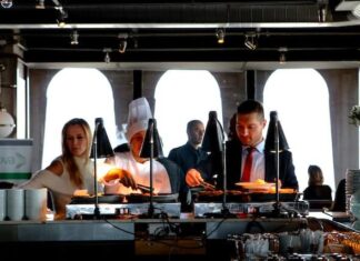 Secrets To Attracting More Customers To Your Restaurant Secrets To Attracting More Customers To Your Restaurant