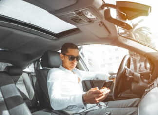 5 Of The Most Common Reasons For Distracted Driving 5 Of The Most Common Reasons For Distracted Driving