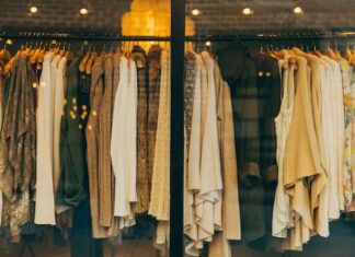 Tips For Becoming The Ultimate Business Consultant For Your Apparel Brand Tips For Becoming The Ultimate Business Consultant For Your Apparel Brand
