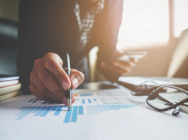 What Types Of Careers Are There In Finance? What Types Of Careers Are There In Finance?