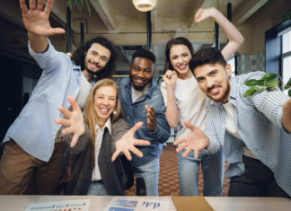 7 Effective Strategies To Keep Your Employees Happy 7 Effective Strategies To Keep Your Employees Happy