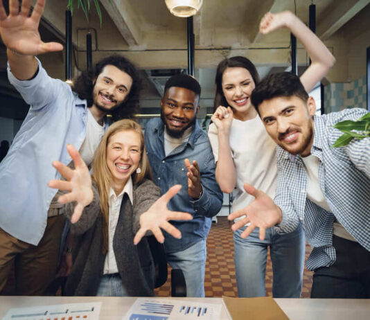7 Effective Strategies To Keep Your Employees Happy 7 Effective Strategies To Keep Your Employees Happy