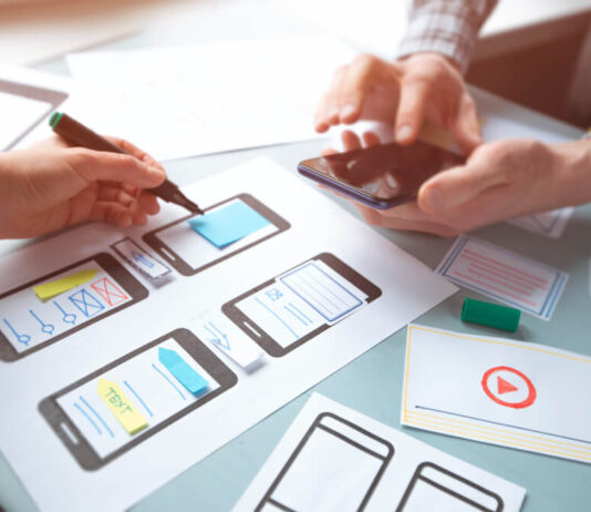 A Strategic Guide To Navigating Outsourcing Mobile App Development A Strategic Guide To Navigating Outsourcing Mobile App Development