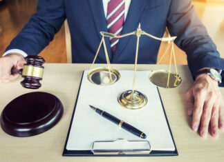 Essential Tips For Small Business Owners For Navigating Legal Landmines Essential Tips For Small Business Owners For Navigating Legal Landmines