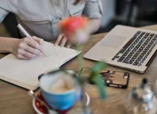 Which Sentence Should Be Revised to Reduce Wordiness? Which Sentence Should Be Revised to Reduce Wordiness